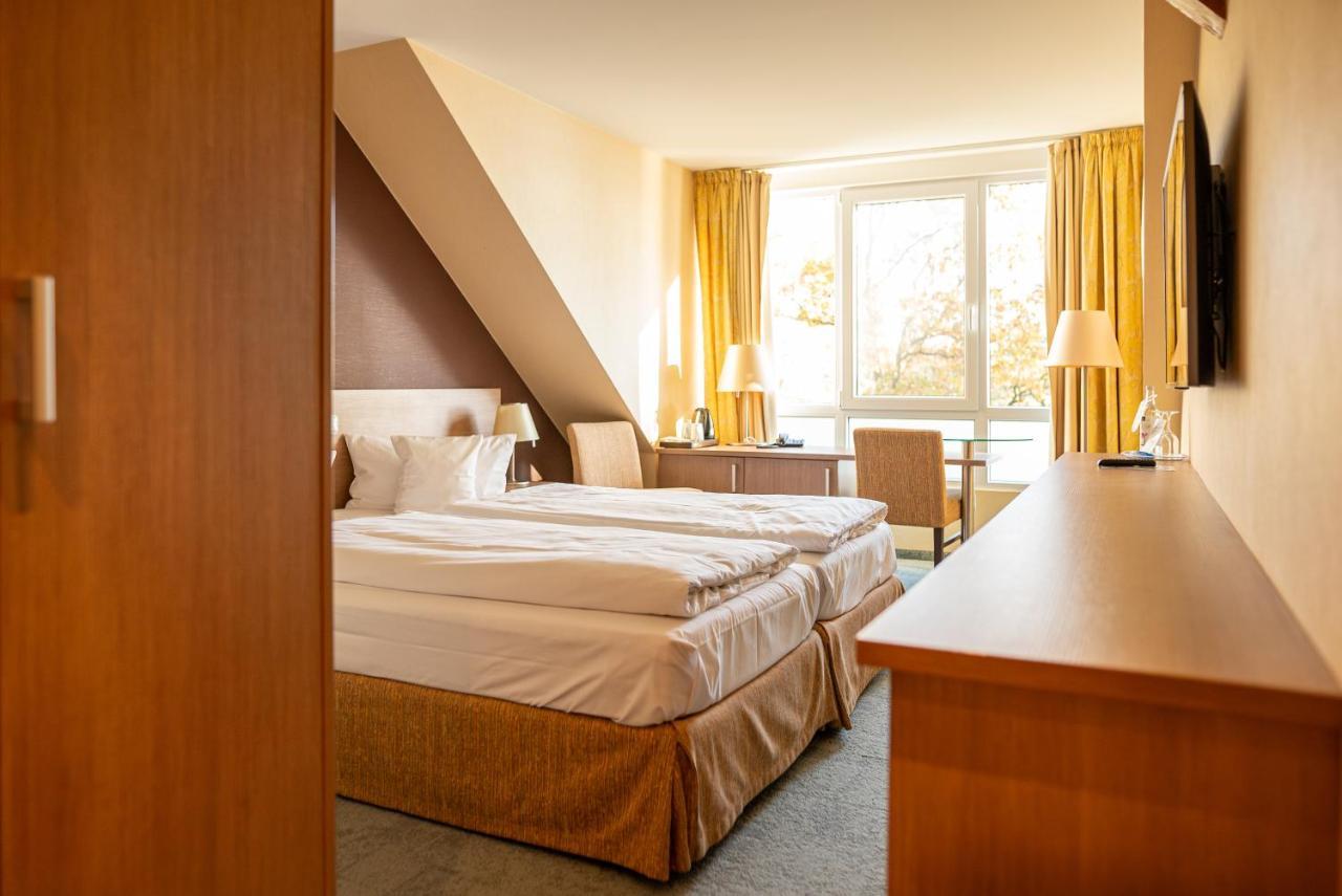 Hotel Seeblick Thuelsfeld Экстерьер фото