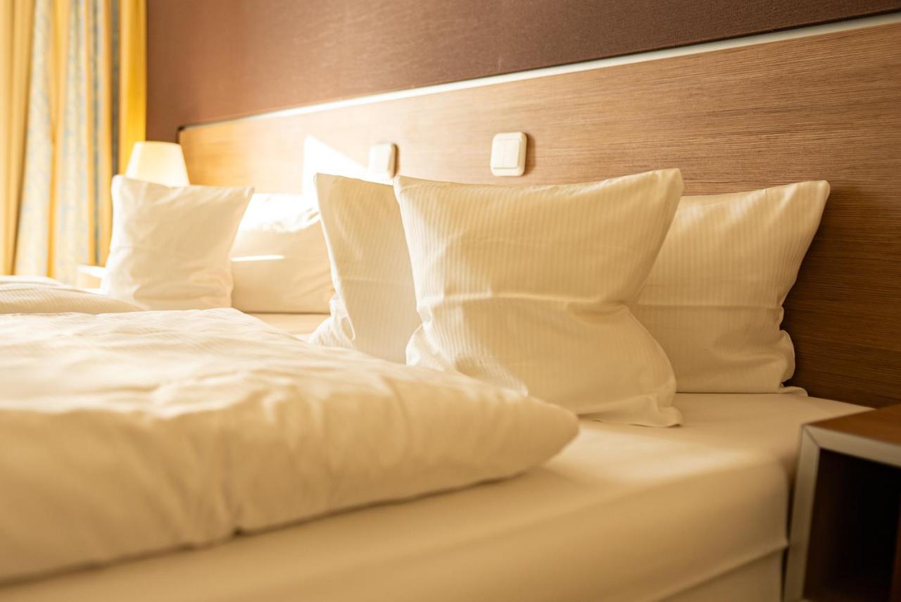 Hotel Seeblick Thuelsfeld Экстерьер фото
