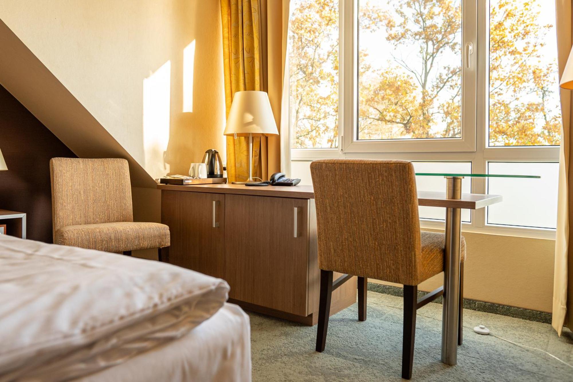 Hotel Seeblick Thuelsfeld Экстерьер фото