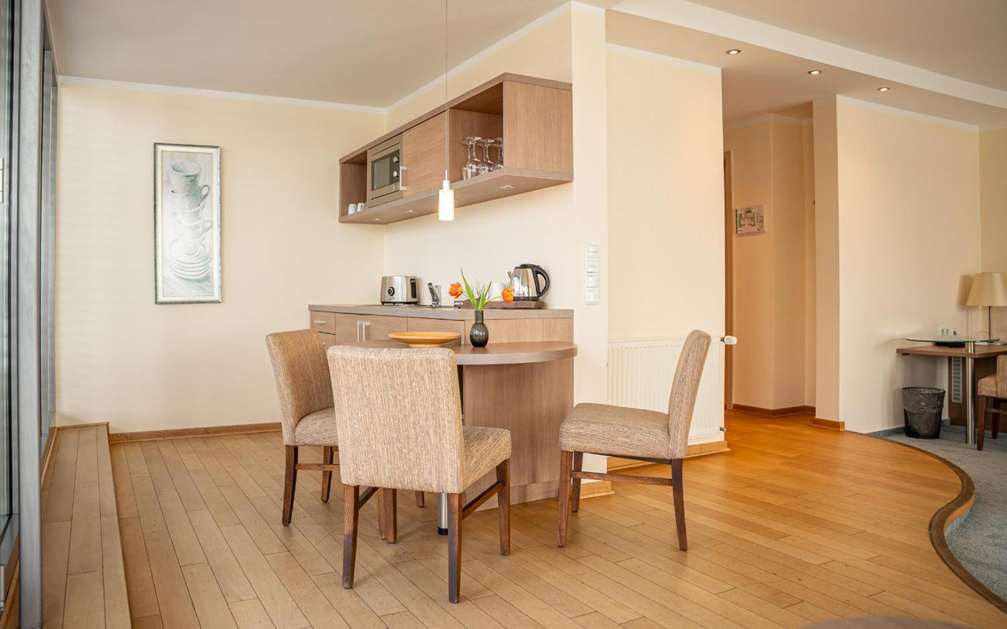 Hotel Seeblick Thuelsfeld Экстерьер фото