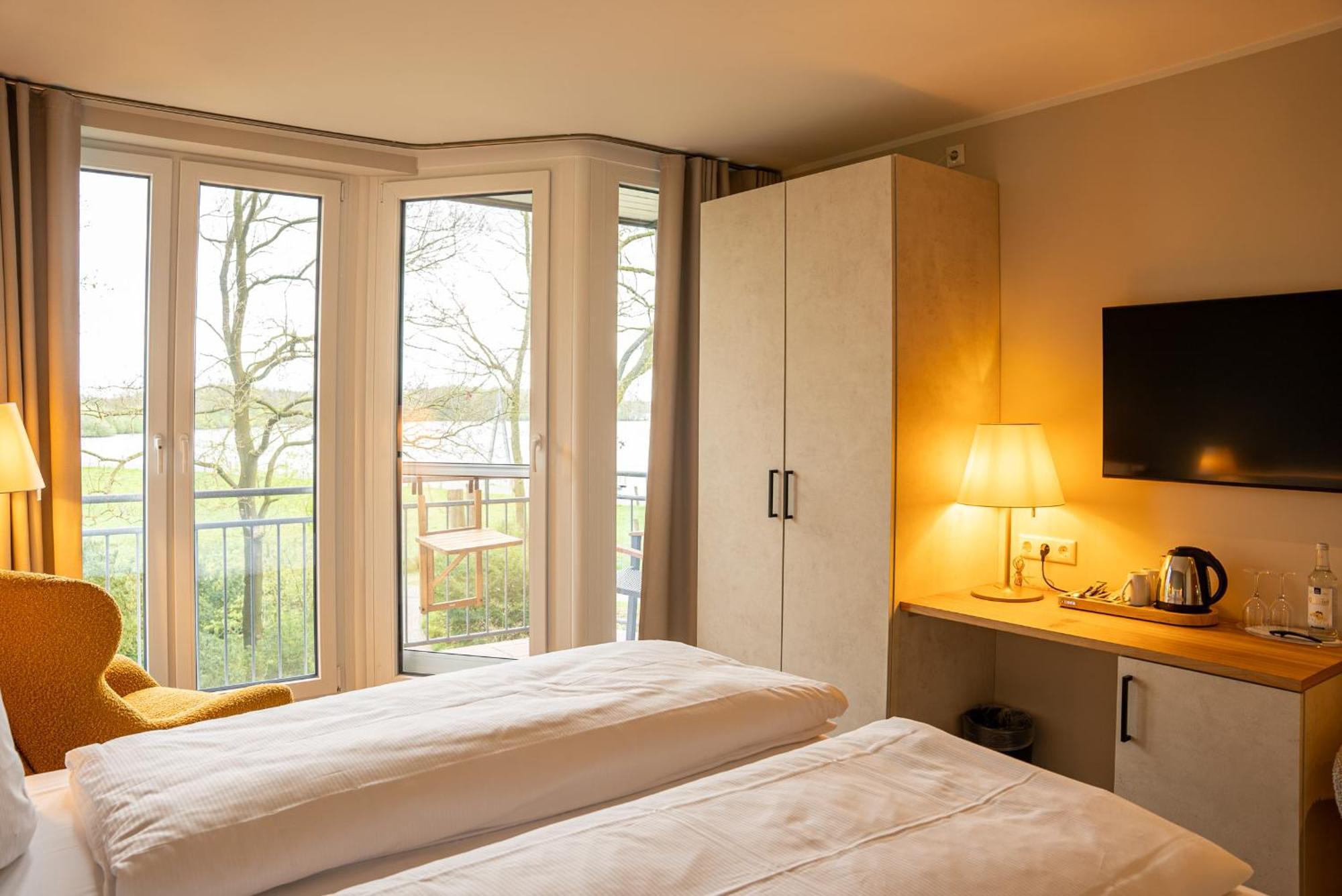 Hotel Seeblick Thuelsfeld Экстерьер фото